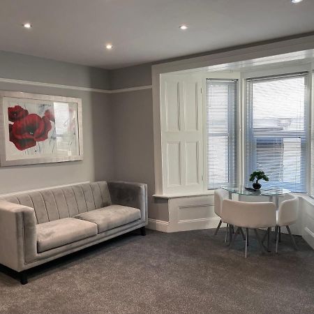 Large 1 Bedroom Flat With Private Parking Plymouth Exteriör bild